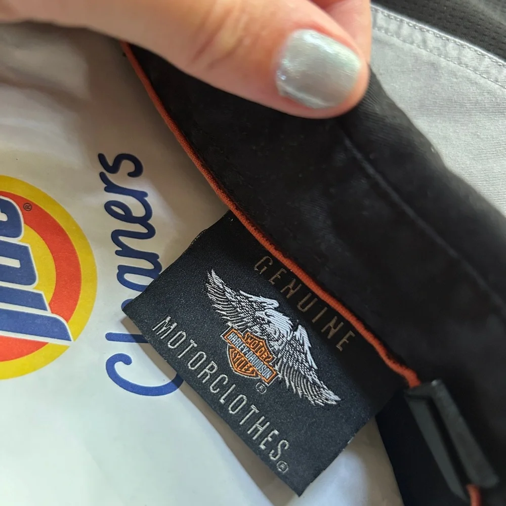 Harley-Davidson Men's Black, Gray, and Red Casual Shirt - Picture 4 of 5